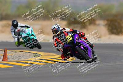 media/Sep-11-2022-SoCal Trackdays (Sun) [[81b7e951af]]/Turn 5 (1110am)/